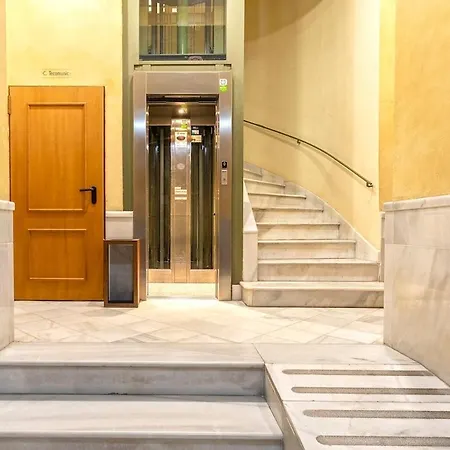 Apartment -malagasunapts- Historic Heart Of Aa Wifi Malaga